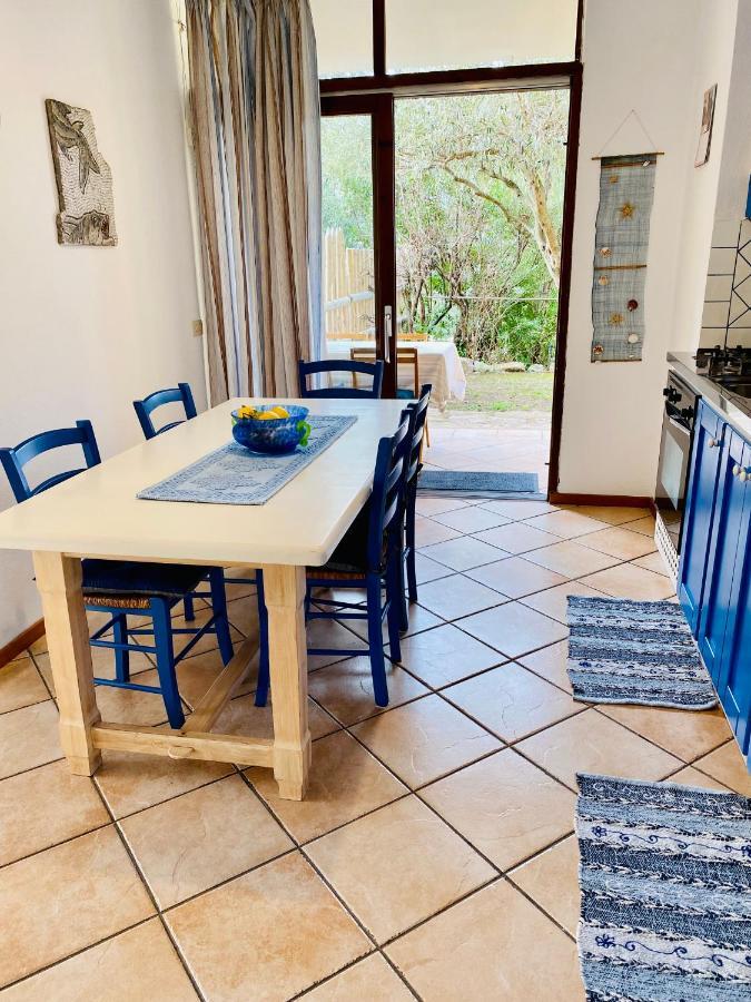 The Sailor'S House Apartment San Pantaleo Bagian luar foto
